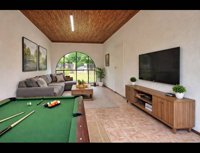 3 BEDROOM HOUSE FOR SALE IN FLORA PARK